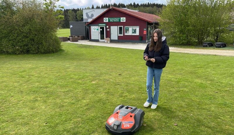 Girlsday Rasenroboter