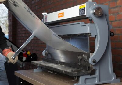 Blechbearbeitungsmaschine