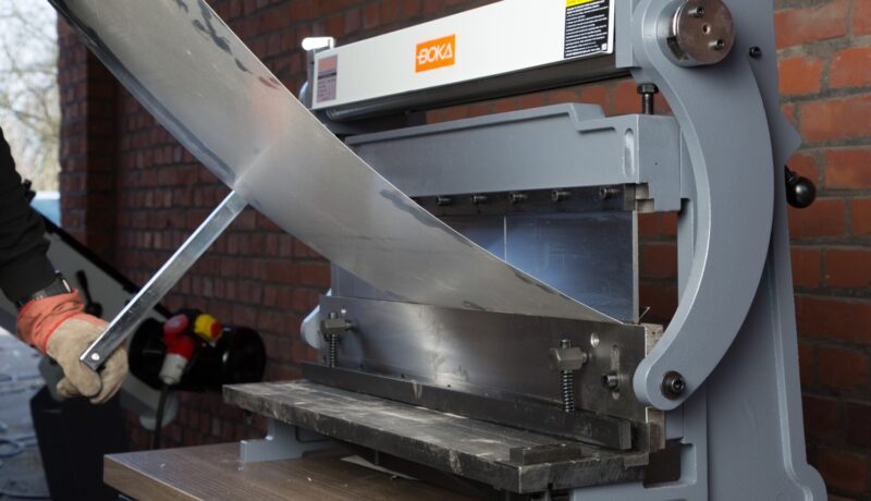 Blechbearbeitungsmaschine