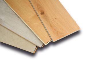 Test – Zwei Laminat- und zwei Vinyl-Böden vom Laminatdepot