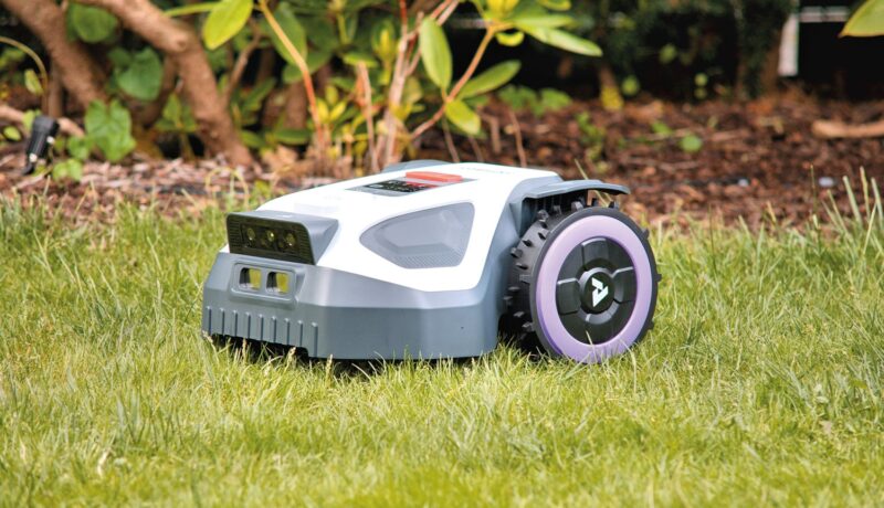 Rasenmähroboter Test